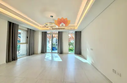 شقة - غرفة نوم - 2 حمامات للايجار في كريستال ريزيدنس - جزيرة جيوان - جزيرة اللؤلؤة - الدوحة