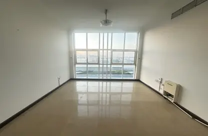 Apartment - 3 Bedrooms - 2 Bathrooms for rent in Al Sadd Road - Al Sadd - Doha