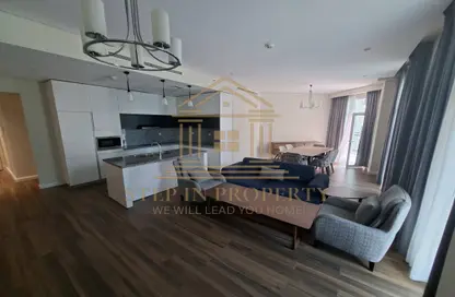 شقة - 2 غرف نوم - 4 حمامات للايجار في حدائق فلورستا - حدائق فلورستا - جزيرة اللؤلؤة - الدوحة