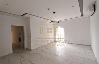 Apartment - 2 Bedrooms - 2 Bathrooms for rent in Fereej Kulaib - Doha