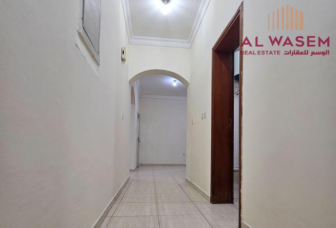 54492541 - Property Image 3