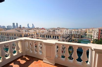 Apartment - 2 Bedrooms - 3 Bathrooms for rent in Carnaval - Qanat Quartier - The Pearl Island - Doha