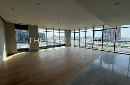 Apartment - 1 Bedroom - 2 Bathrooms for sale in Seef Lusail Tower 1 - Seef Lusail - Lusail City - Lusail