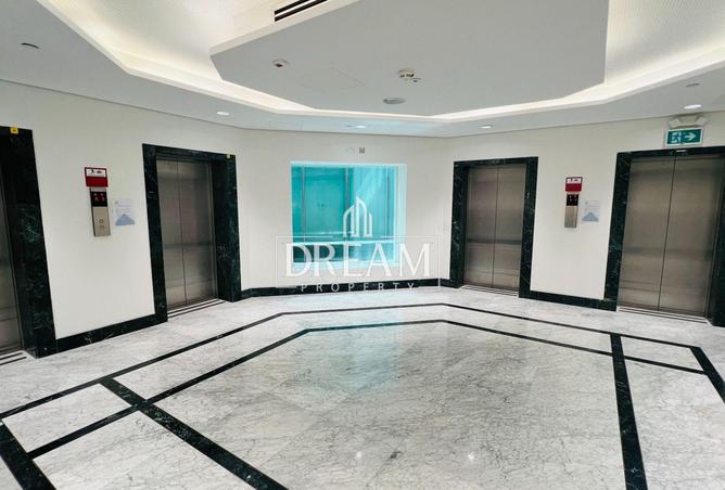 53570389 - صورة العقار 3