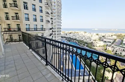 Apartment - 2 Bedrooms - 4 Bathrooms for rent in Floresta Gardens - Floresta Gardens - The Pearl Island - Doha