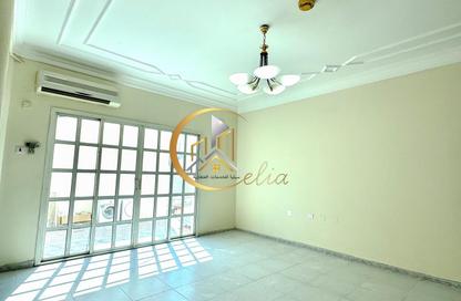 Compound - 5 - 4 for rent in Al Hadara Street - Al Thumama - Doha