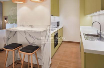Apartment - Studio - 1 Bathroom for rent in West Bay Tower - West Bay - West Bay - Doha