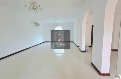 مجمع سكني - 4 غرف نوم - 4 حمامات للايجار في الطريق الدائري الرابع - الطريق الدائري الرابع - الدوحة
