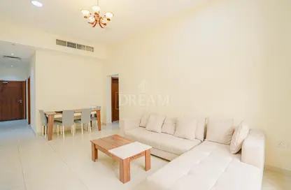 Apartment - 2 Bedrooms - 2 Bathrooms for rent in Al Muntazah Street - Al Muntazah - Doha