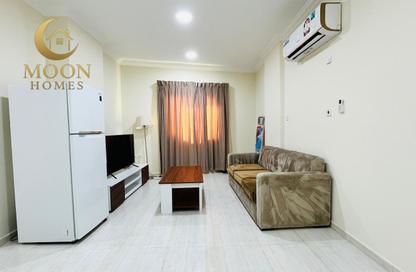 Apartment - 1 Bedroom - 1 Bathroom for rent in Umm Ghwailina Comm - Umm Ghuwalina - Umm Ghuwailina - Doha Apartment - 1 Bedroom - 1 Bathroom for rent in Umm Ghwailina Comm - Umm Ghuwalina - Umm Ghuwailina - Doha