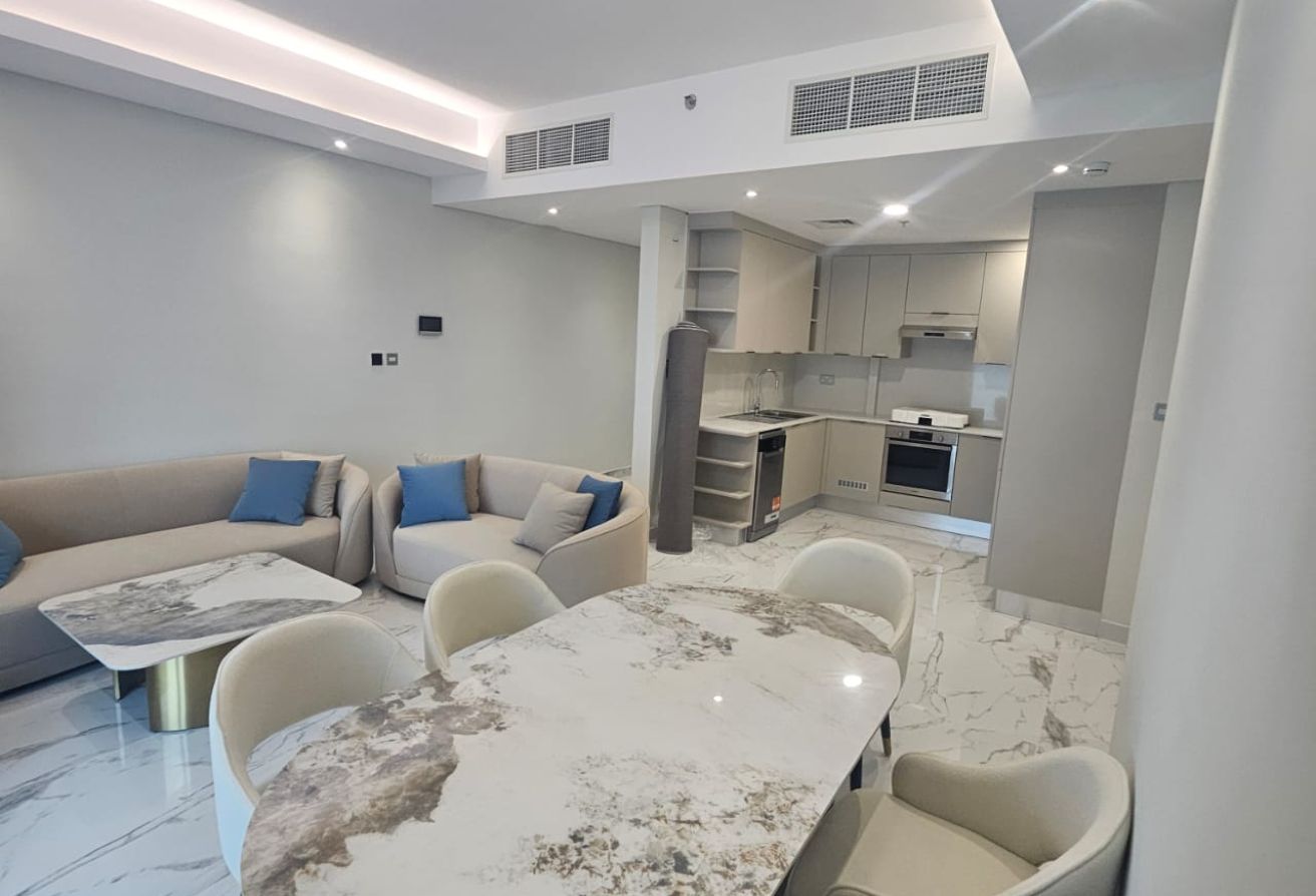 AMAZING 2 BHK FF 4 YRS PLAN MARINA VIEW BEST PRICE thumbnail 8