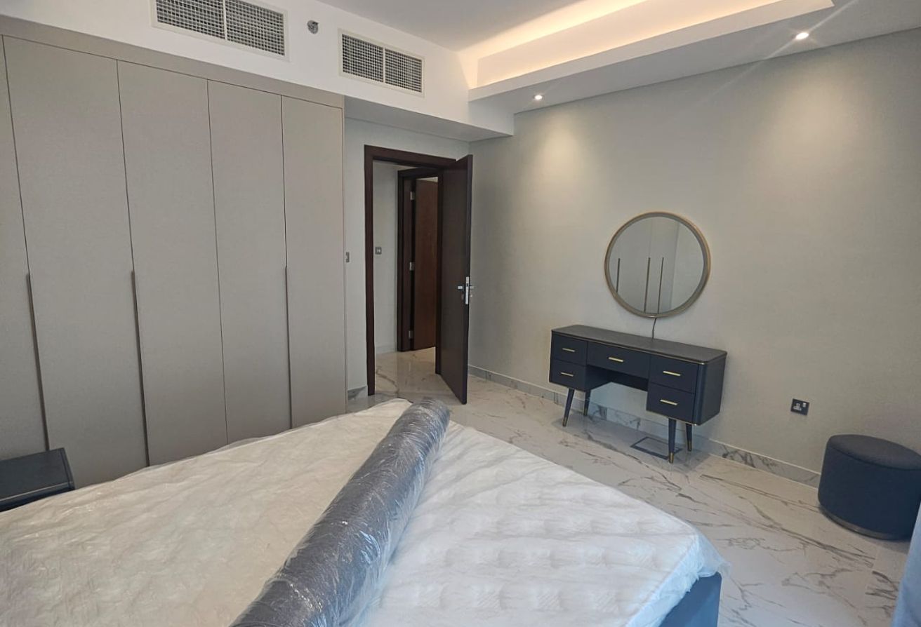 AMAZING 2 BHK FF 4 YRS PLAN MARINA VIEW BEST PRICE thumbnail 15