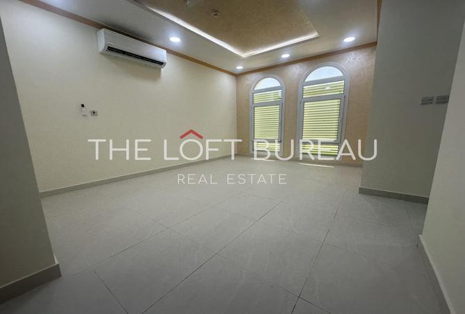 57201754 - Property Main Image