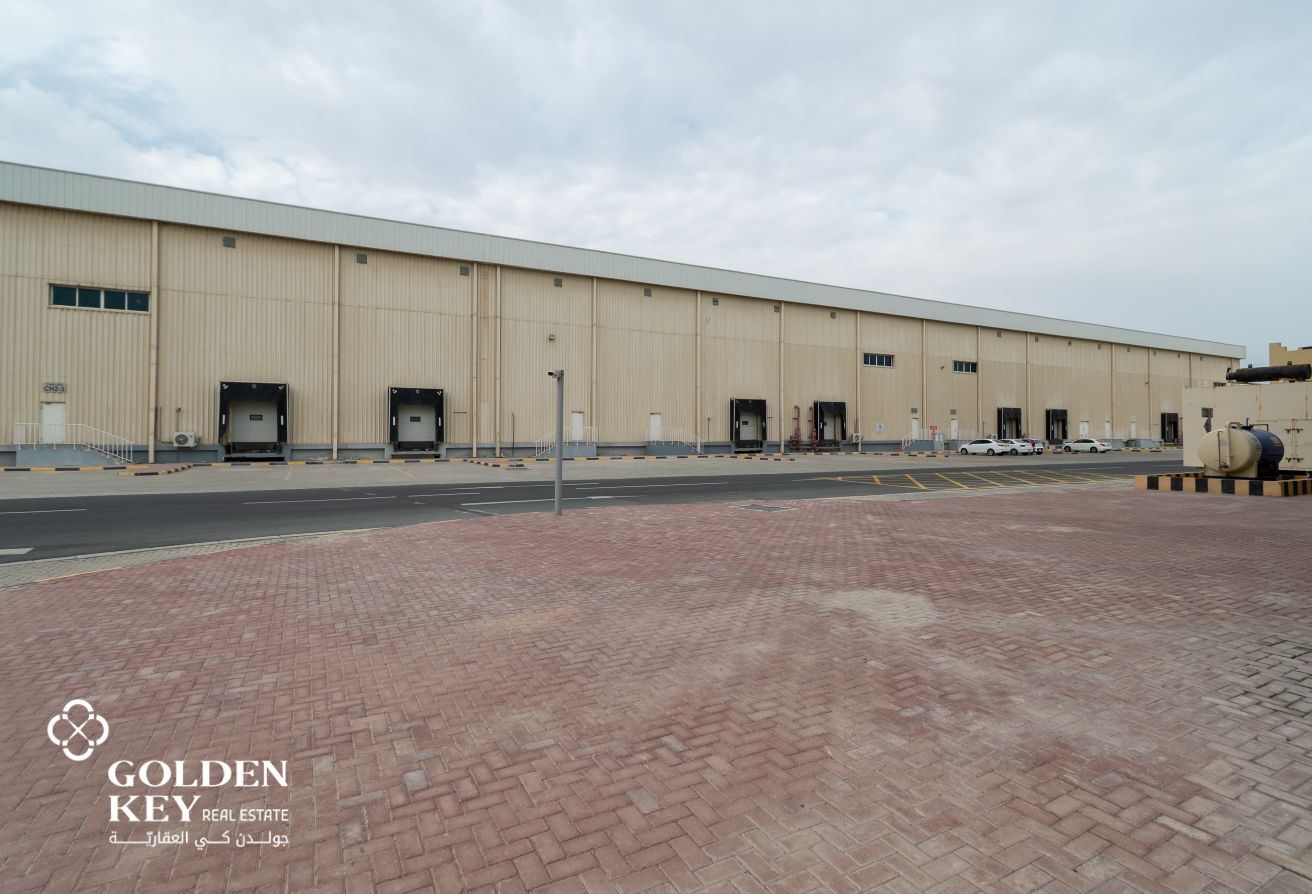 Frozen Warehouse | 3605 sqm | Umm Salal