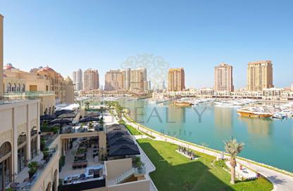 Apartment - 1 Bedroom - 2 Bathrooms for sale in East Porto Drive - Porto Arabia - The Pearl Island - Doha Apartment - 1 Bedroom - 2 Bathrooms for sale in East Porto Drive - Porto Arabia - The Pearl Island - Doha