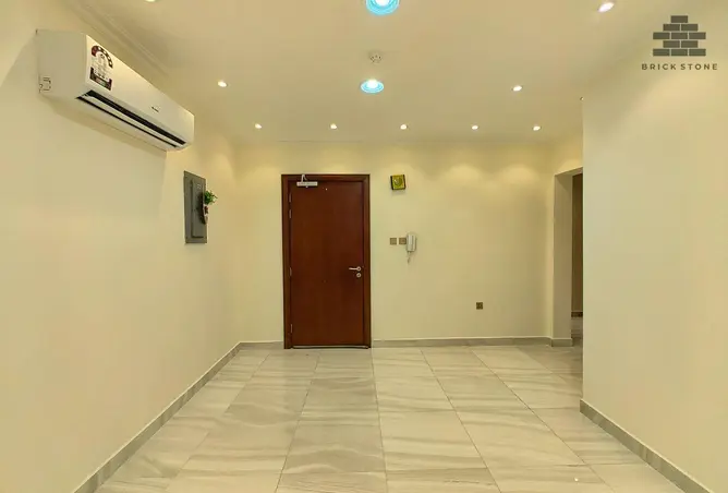63477743 - Property Image 2