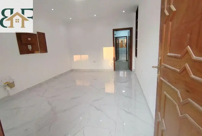 63422000 - Property Image 2