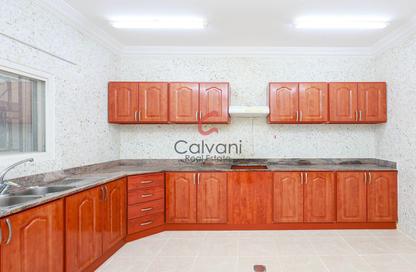 Villa - 4 Bedrooms - 5 Bathrooms for rent in Old Airport Road - Old Airport Road - Doha