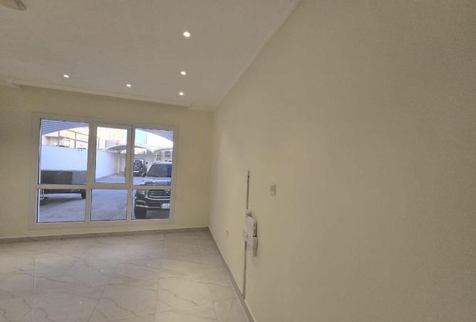 1019936 - Property Image 3