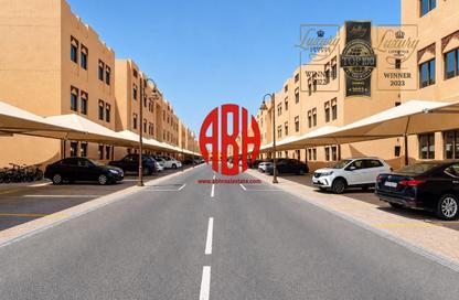 Bulk Rent Units - 2 - 2 for rent in Ain Khalid Gate - Ain Khaled - Doha