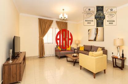 Bulk Rent Units - 2 - 2 for rent in Ain Khalid Gate - Ain Khaled - Doha