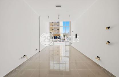 Retail - Studio - 1 for rent in Musheireb Tower - Musheireb - Musheireb - Doha Retail - Studio - 1 for rent in Musheireb Tower - Musheireb - Musheireb - Doha