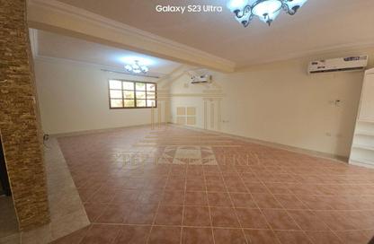 Villa - 3 Bedrooms - 3 Bathrooms for rent in Bu Hamour Street - Abu Hamour - Doha