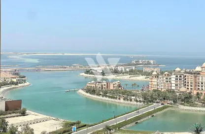 Apartment - 1 Bedroom - 2 Bathrooms for rent in East Porto Drive - Porto Arabia - The Pearl Island - Doha