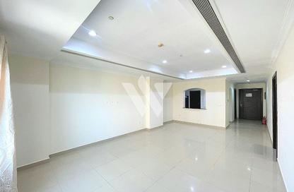 Apartment - 1 Bedroom - 2 Bathrooms for rent in East Porto Drive - Porto Arabia - The Pearl Island - Doha