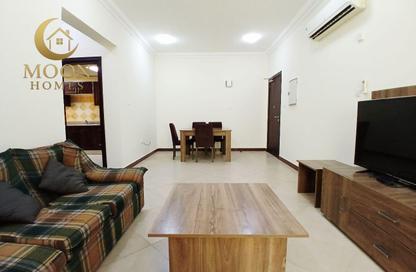 Apartment - 1 Bedroom - 1 Bathroom for rent in Umm Ghuwailina 4 - Umm Ghuwailina - Doha Apartment - 1 Bedroom - 1 Bathroom for rent in Umm Ghuwailina 4 - Umm Ghuwailina - Doha