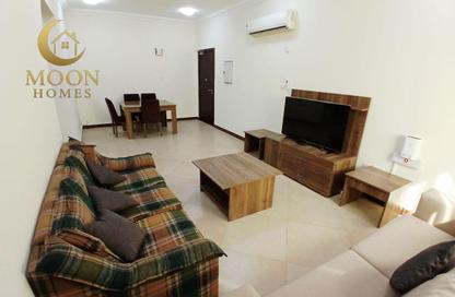 Apartment - 1 Bedroom - 1 Bathroom for rent in Umm Ghuwailina 4 - Umm Ghuwailina - Doha