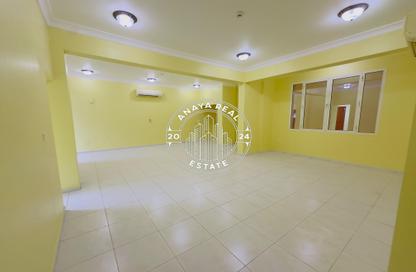 Apartment - 2 Bedrooms - 2 Bathrooms for rent in Al Mansoura - Al Mansoura - Doha
