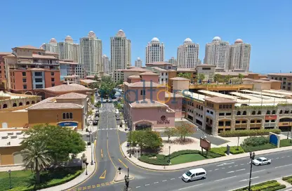 Apartment - 2 Bedrooms - 2 Bathrooms for rent in Tower 21 - Porto Arabia - The Pearl Island - Doha