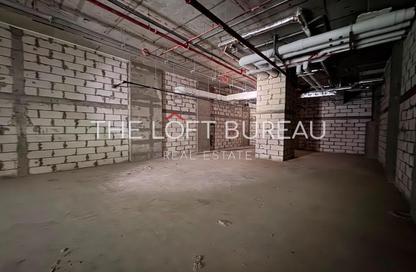 Shop - Studio - 2 Bathrooms for rent in Salaja Street - Doha Al Jadeed - Doha