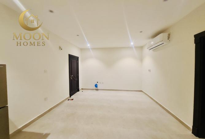 52318706 - Property Image 2