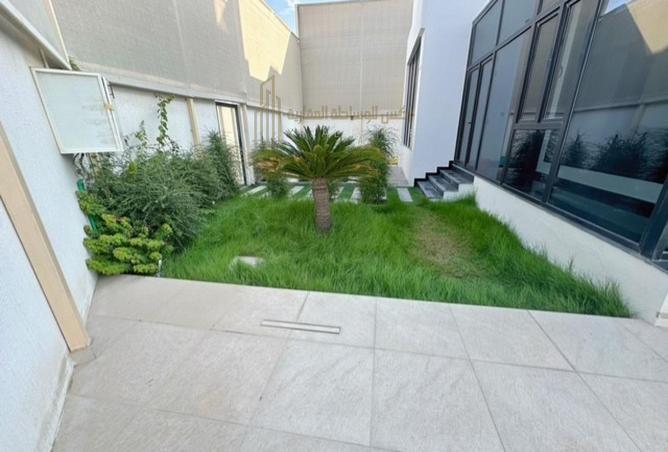 51953786 - Property Image 3