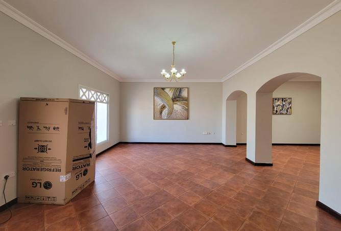 52858527 - Property Image 3