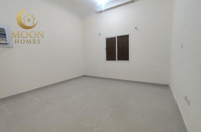 Villa - 1 Bedroom - 1 Bathroom for rent in Old Airport Road - Old Airport Road - Doha