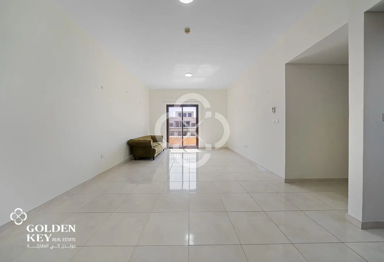 64585352 - Property Main Image