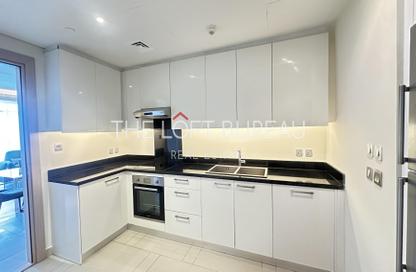 Apartment - 2 Bedrooms - 3 Bathrooms for rent in Abraj Bay - Abraj Quartiers - The Pearl Island - Doha