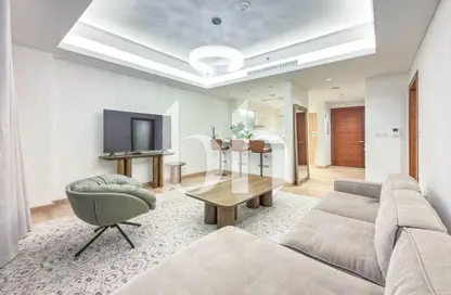 Apartment - 1 Bedroom - 2 Bathrooms for sale in Crystal Residence - Gewan Island - The Pearl Island - Doha