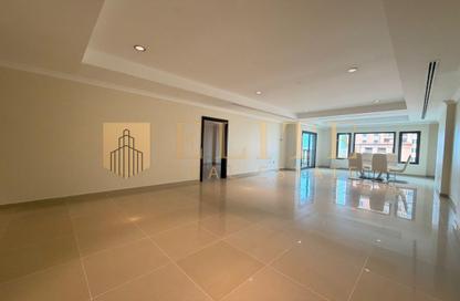Apartment - 1 Bedroom - 2 Bathrooms for rent in East Porto Drive - Porto Arabia - The Pearl Island - Doha