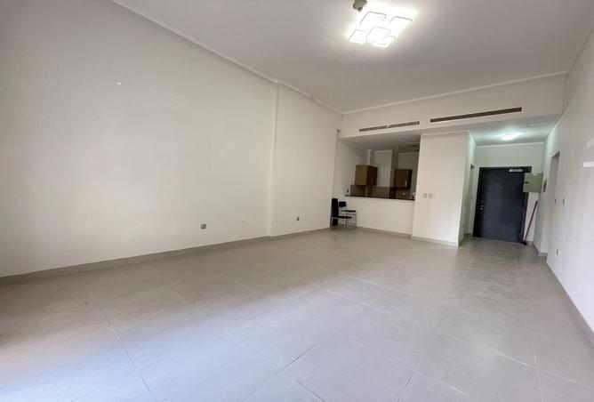 1004919 - Property Image 2