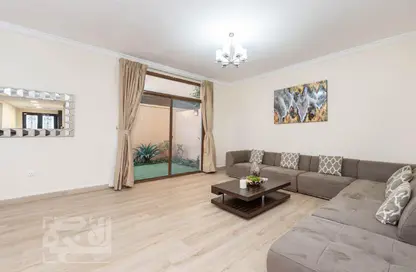 فيلا - 4 غرف نوم - 4 حمامات للايجار في بوابة عين خالد - عين خالد - الدوحة