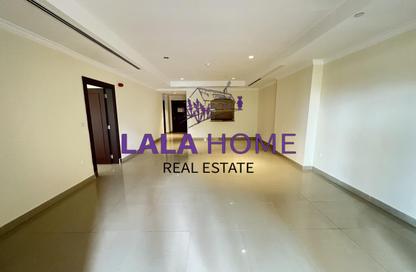 Apartment - 1 Bedroom - 2 Bathrooms for rent in East Porto Drive - Porto Arabia - The Pearl Island - Doha Apartment - 1 Bedroom - 2 Bathrooms for rent in East Porto Drive - Porto Arabia - The Pearl Island - Doha