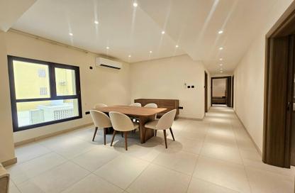 Apartment - 2 Bedrooms - 3 Bathrooms for rent in Umm Ghwailina Comm - Umm Ghuwalina - Umm Ghuwailina - Doha