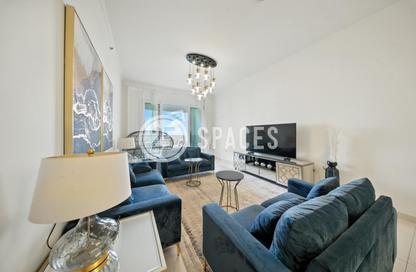 Apartment - 2 Bedrooms - 3 Bathrooms for rent in Viva East - Viva Bahriyah - The Pearl Island - Doha