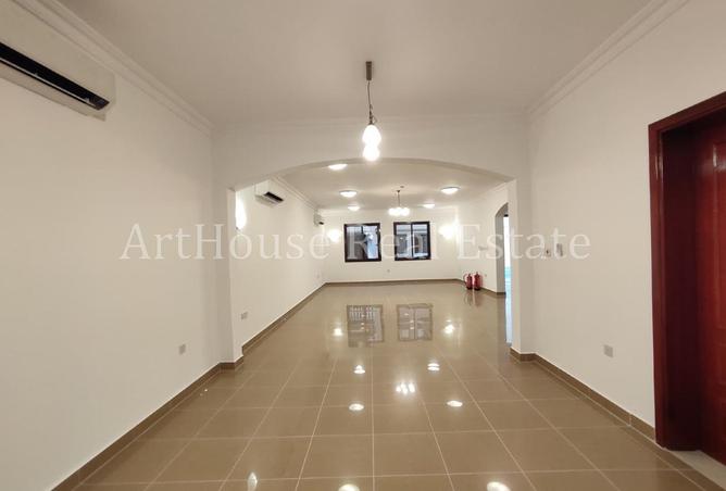 54294238 - صورة العقار 2