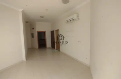 شقة - 2 غرف نوم - 3 حمامات للايجار في شارع حطين - المنتزه - الدوحة