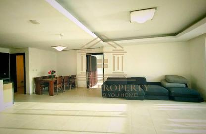 Apartment - Studio - 2 Bathrooms for rent in Viva Central - Viva Bahriyah - The Pearl Island - Doha